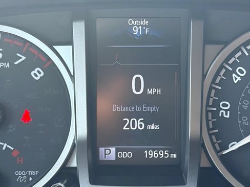 Used 2023 Toyota Tacoma SR5 w/ Technology Package AWD/4WD image 14