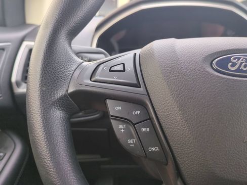 Used 2021 Ford Edge SE FWD image 30