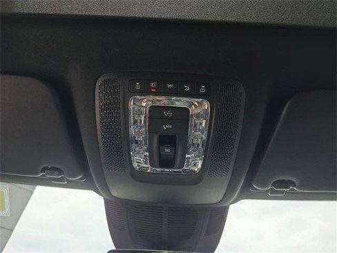 Used 2026 Mercedes-Benz GLE 350 4MATIC image 32