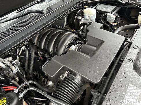 Used 2019 GMC Yukon Denali w/ Denali Ultimate Package image 17