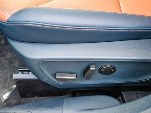 New 2024 Ford Maverick Lariat w/ FX4 Off-Road Package AWD/4WD image 19
