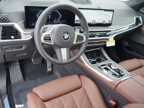 New 2026 BMW X7 xDrive40i w/ M Sport Package image 12