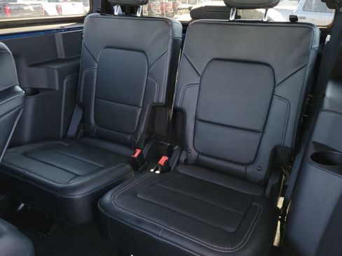Used 2021 Ford Bronco First Edition AWD/4WD image 8