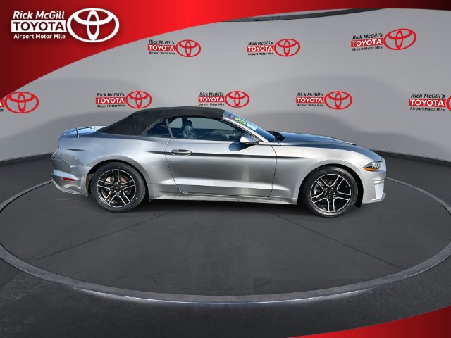 Used 2021 Ford Mustang Premium RWD image 9