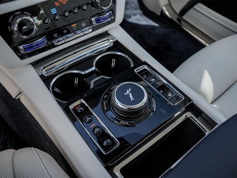 New 2025 Rolls-Royce Ghost image 33