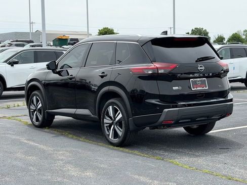 Used 2025 Nissan Rogue SL FWD image 7