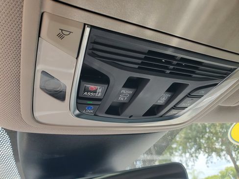 Certified 2024 Acura MDX SH-AWD image 35