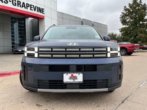 Used 2025 Hyundai Santa Fe SEL image 4