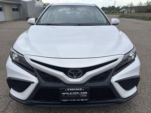 Used 2023 Toyota Camry SE FWD image 10