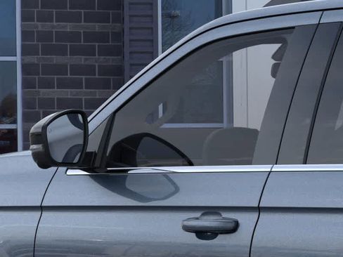 New 2026 Ford Expedition Active image 20