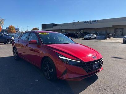 Certified 2023 Hyundai Elantra SEL w/ Cargo Package