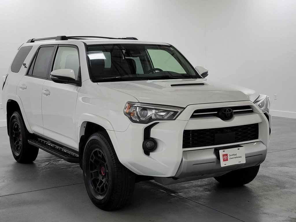 Certified 2024 Toyota 4Runner TRD Off-Road Premium w/ TRD Black Wheel Package (TMS) AWD/4WD image 2