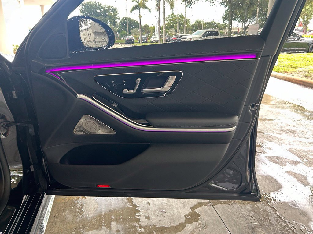 Used 2023 Mercedes-Benz S 580 4MATIC Sedan image 25