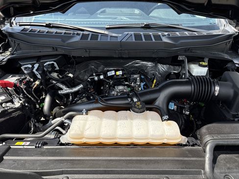 Used 2022 Ford F150 XLT w/ Equipment Group 302A High image 35