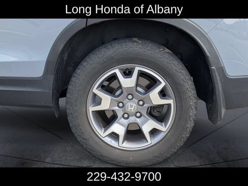 Used 2023 Honda Passport TrailSport image 11