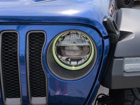 Used 2019 Jeep Wrangler Rubicon w/ Steel Bumper Group AWD/4WD image 10