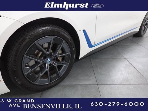 Used 2024 BMW i4 xDrive40i image 31