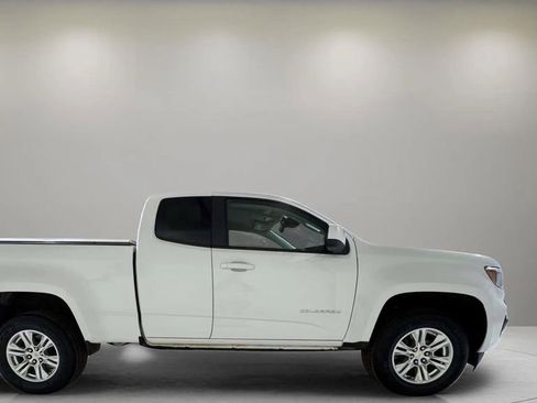 Used 2021 Chevrolet Colorado LT w/ Fleet Safety Package AWD/4WD image 2
