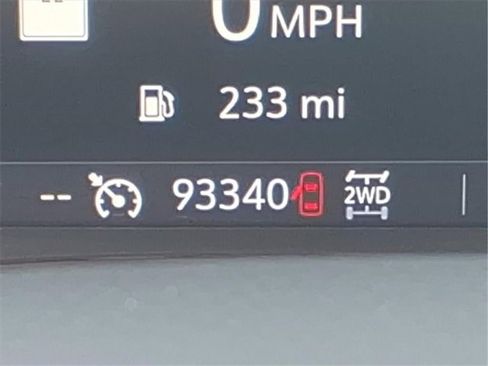 Used 2023 GMC Acadia SLT image 14