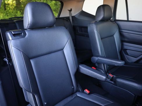 Used 2019 Volkswagen Atlas SE w/ Towing Package image 26