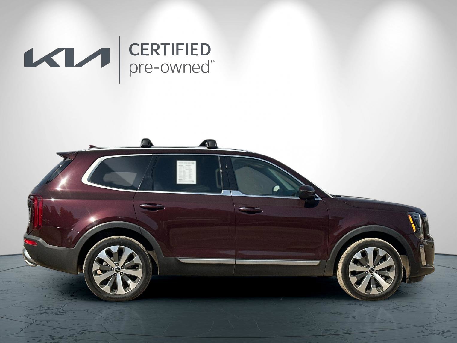 Certified 2022 Kia Telluride S FWD image 3