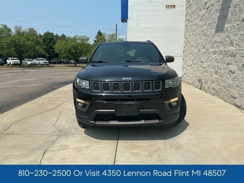 Used 2021 Jeep Compass Latitude w/ Sun and Sound Group FWD image 9
