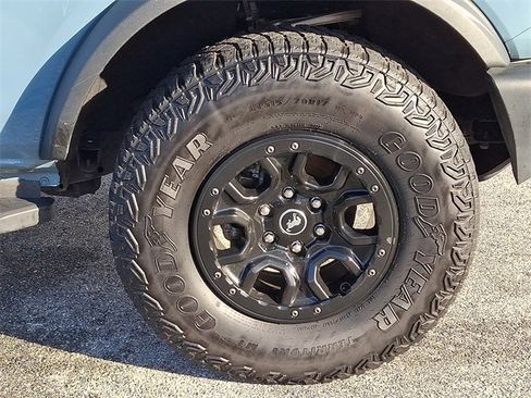 Used 2022 Ford Bronco Wildtrak image 8