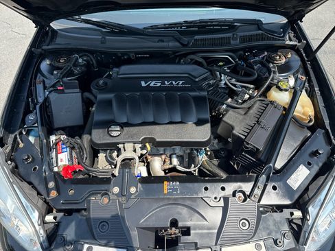 Used 2014 Chevrolet Impala LT w/ LT Sunroof Package image 16
