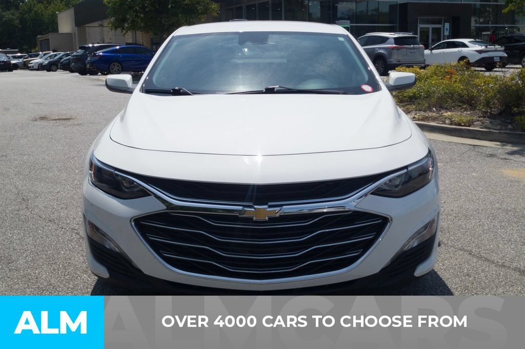 Used 2024 Chevrolet Malibu LT FWD image 2