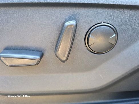 New 2026 Ford Expedition Active image 10