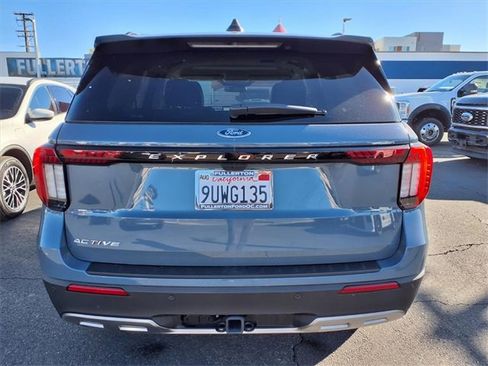 Used 2025 Ford Explorer Active w/ Active Comfort Package image 22