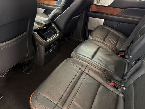 Used 2023 Lincoln Navigator L Black Label AWD/4WD image 4