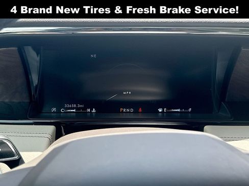 Used 2020 Lincoln Navigator Reserve w/ Luxury Package AWD/4WD image 3