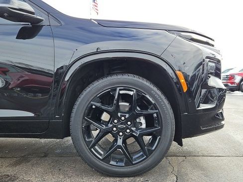 Certified 2024 Chevrolet Traverse RS w/ LPO, Floor Liner Package image 17