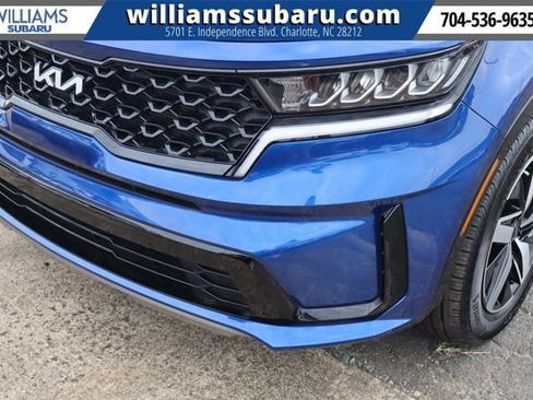 Used 2023 Kia Sorento S w/ Panoramic Sunroof Package image 10