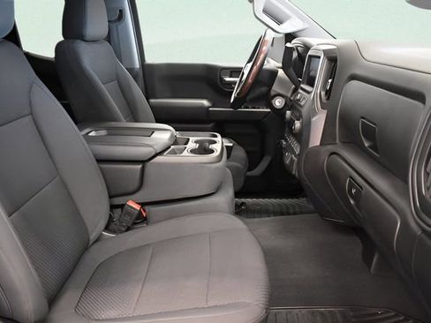 Used 2020 Chevrolet Silverado 1500 Custom w/ Custom Value Package AWD/4WD image 19
