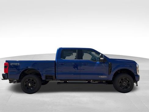 New 2026 Ford F250 XLT w/ XLT Premium Package AWD/4WD image 9