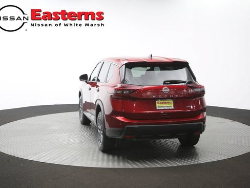 Used 2024 Nissan Rogue S AWD/4WD image 38
