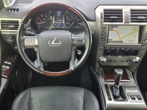 Used 2018 Lexus GX 460 Premium AWD/4WD image 14