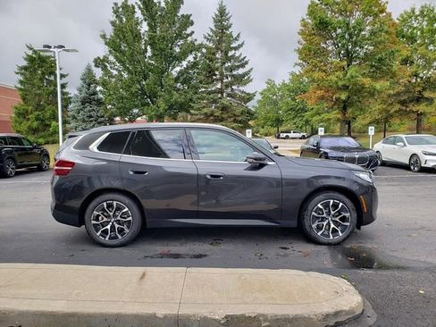 Used 2026 BMW X3 xDrive30 w/ Premium Package image 4