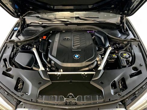 Certified 2023 BMW 540i xDrive w/ Executive Package AWD/4WD image 30