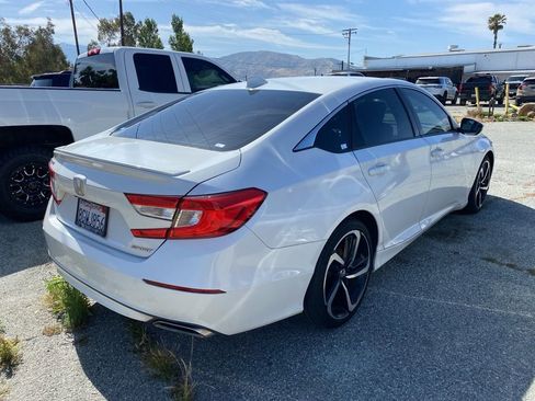 Used 2018 Honda Accord Sport image 3