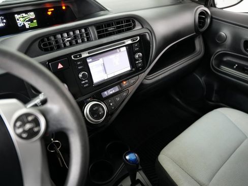 Used 2015 Toyota Prius C One image 19
