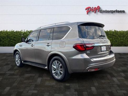 Used 2019 INFINITI QX80 Luxe image 2