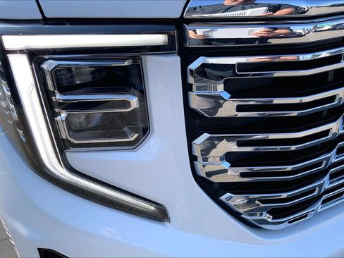 Used 2024 GMC Sierra 1500 Denali w/ Denali Reserve Package AWD/4WD image 26