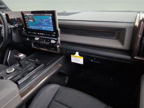 New 2025 GMC Hummer EV 3X AWD/4WD image 9