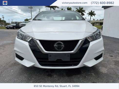 Used 2020 Nissan Versa SV FWD image 8