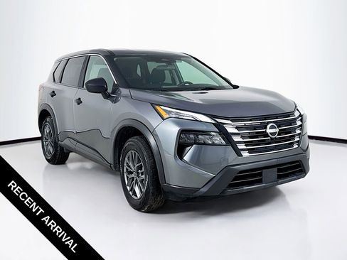 Used 2024 Nissan Rogue S FWD image 1