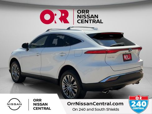 Used 2021 Toyota Venza XLE AWD/4WD image 7