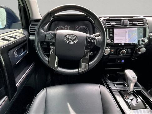 Used 2023 Toyota 4Runner TRD Off-Road Premium w/ Moonroof Package AWD/4WD image 9